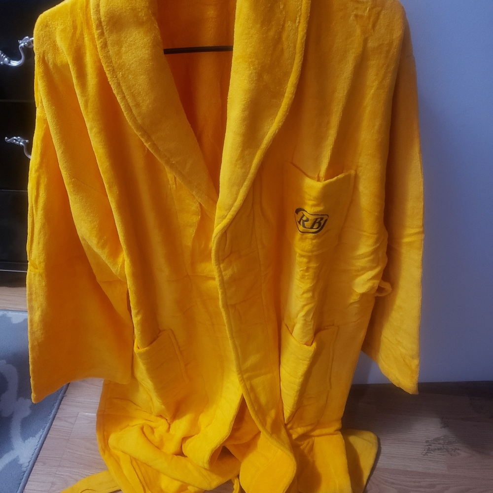 Bath Robes - image 3